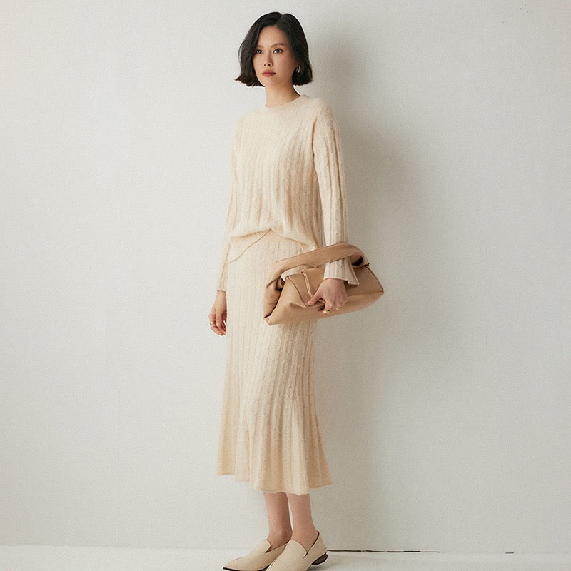 100% Pure Cashmere Knit Sweater and Skirt Set - Timessless Elegance | A Special Day